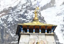 बाबा केदार के प्रति पीएम मोदी की गहरी श्रद्धा, सोशल मीडिया पर साझा की भावुक यादें