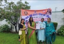 उत्तराखण्ड, हल्द्वानी”सफाई अभियान” स्वच्छता प्रहरिंयों को रीतू अग्रवाल ने कराया जलपान: डॉ.रेनूशरण